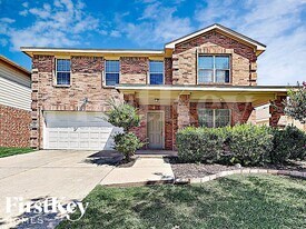 724 Bamboo Dr in Anna, TX - Building Photo