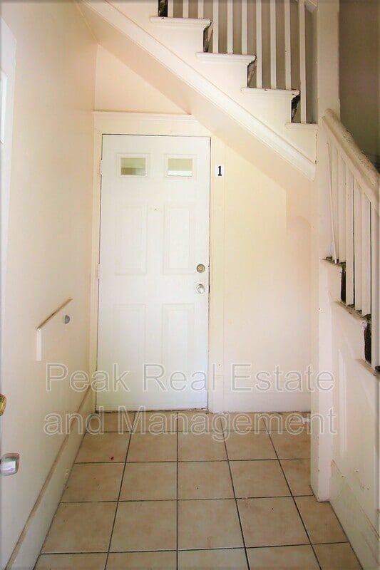 property at 855 Alexander St SE