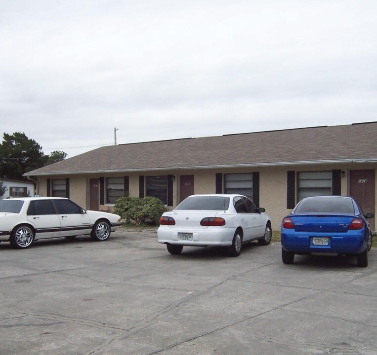 1418-1422 Hill St in Leesburg, FL - Foto de edificio