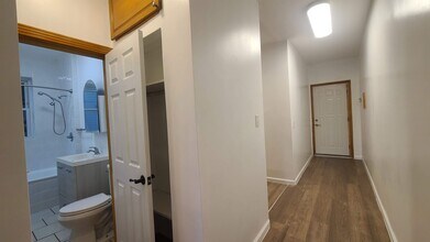 15 Hopkins Ave in Jersey City, NJ - Building Photo - Building Photo