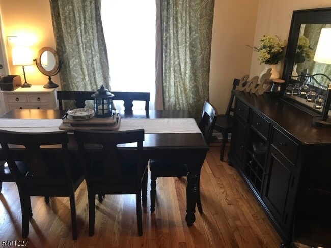 property at 18 Hilton St