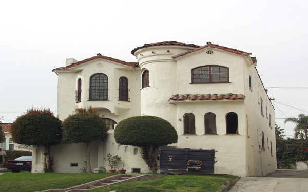 1343 S Burnside Ave in Los Angeles, CA - Foto de edificio