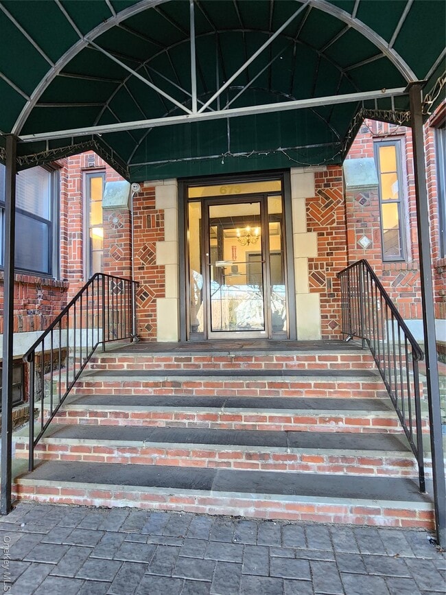 property at 673 Locust St