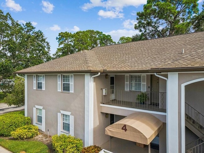property at 5265 E Bay Dr