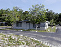 Cherrydon Mobile Home Park in Titusville, FL - Foto de edificio - Building Photo