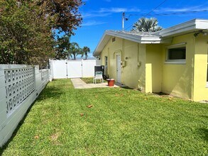 4200 49th Ave S in St. Petersburg, FL - Building Photo - Building Photo
