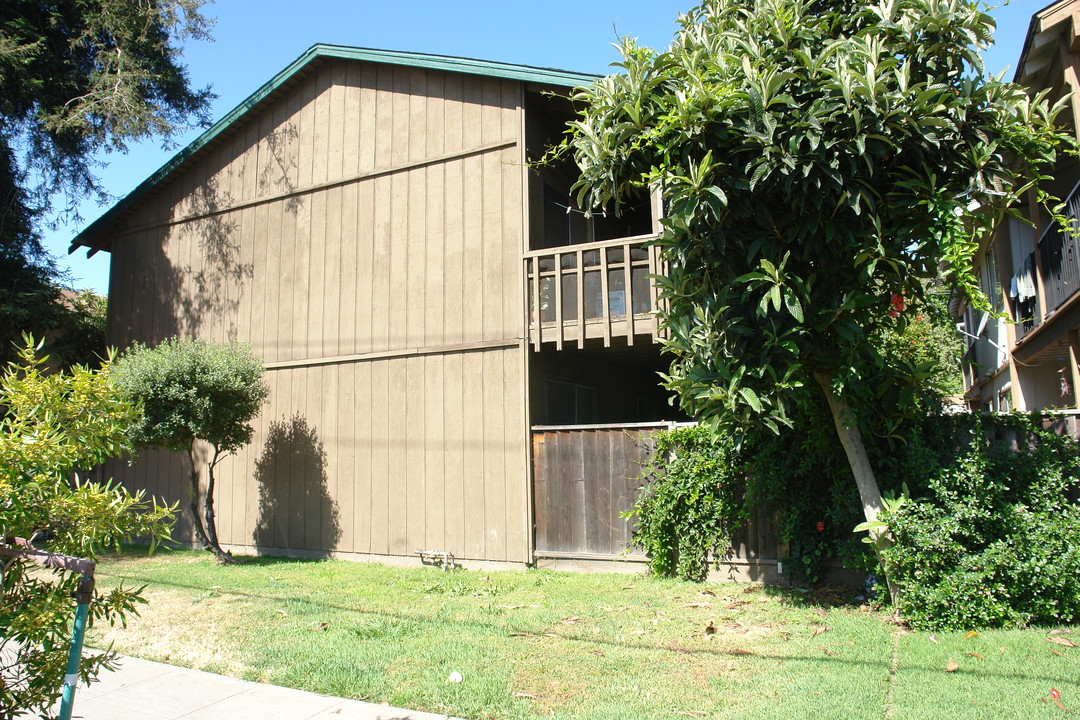 5739 Almaden Expy in San Jose, CA - Building Photo