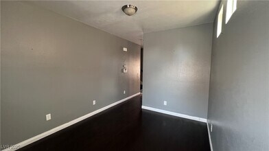 2178 Trebbiano Way in Las Vegas, NV - Building Photo - Building Photo
