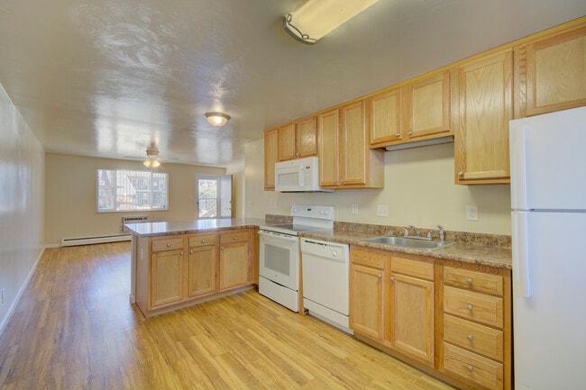 Lampliter Apartments - Utilities Included!*