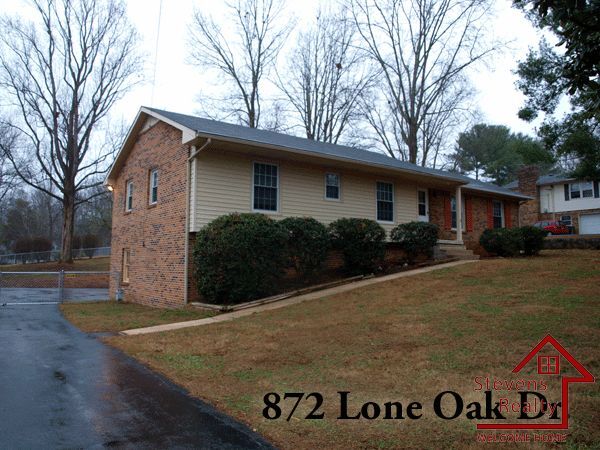 872 Lone Oak Dr in Cookeville, TN - Building Photo