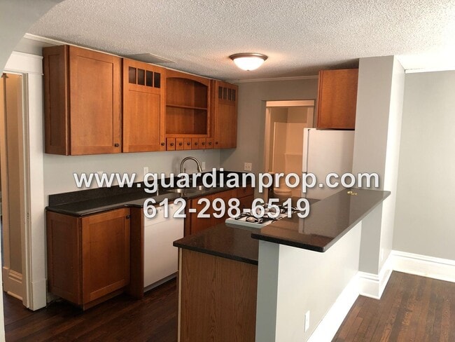 1783 W Dayton Ave in St. Paul, MN - Building Photo - Building Photo