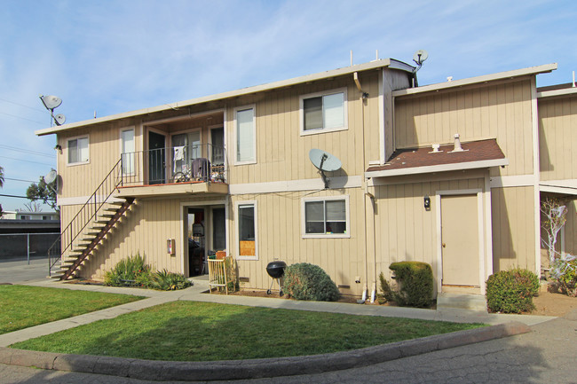 620 Gamma Ct in Campbell, CA - Foto de edificio - Building Photo