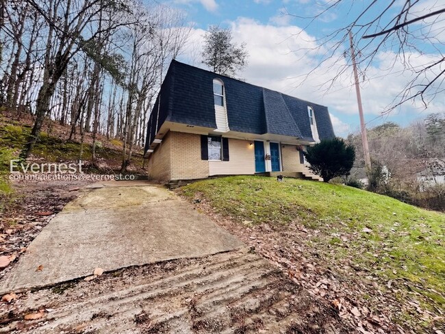 701 Summit Ave, Unit B in Chattanooga, TN - Building Photo - Building Photo