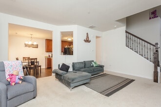 1437 Crimson Ln in Yorkville, IL - Building Photo - Building Photo