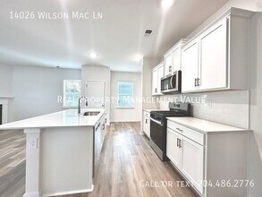 14026 Wilson Mac Ln in Charlotte, NC - Building Photo - Building Photo