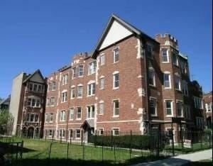 property at 2440 N Hamlin Ave