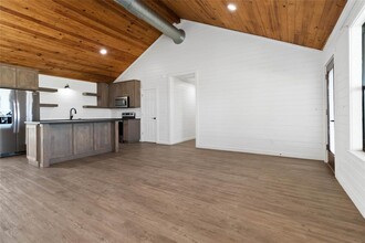 1525 Scull Rd in San Marcos, TX - Building Photo - Building Photo
