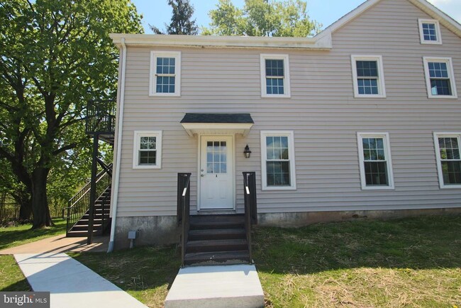 363 Main St in Harleysville, PA - Building Photo - Building Photo