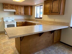 1550 32nd Ave in Longview, WA - Building Photo - Building Photo