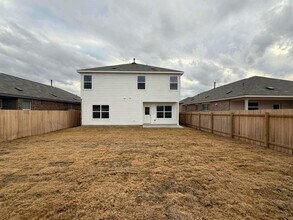 203 Herald Dr in Hutto, TX - Building Photo - Building Photo