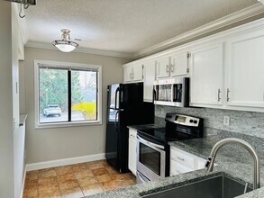 4067 N Course Dr in Charlotte, NC - Building Photo - Building Photo