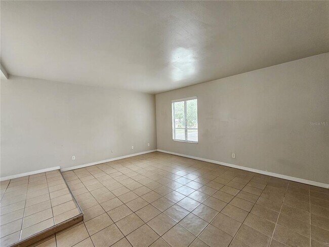 7610 W Powhatan Ave in Town 'n' Country, FL - Building Photo - Building Photo