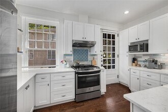 124 Lafayette Dr NE in Atlanta, GA - Building Photo - Building Photo