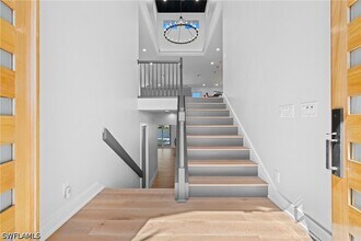 1836 Harbor Ln in Naples, FL - Building Photo - Building Photo