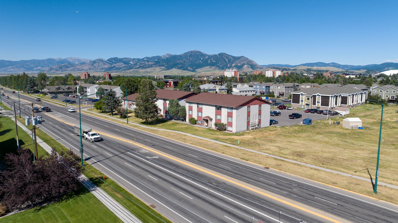 1706 S 19th Ave in Bozeman, MT - Building Photo