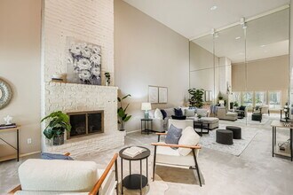 8104 East Ct in Austin, TX - Building Photo - Building Photo