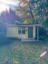 1234 River Bank Ct in Jacksonville, FL - Building Photo