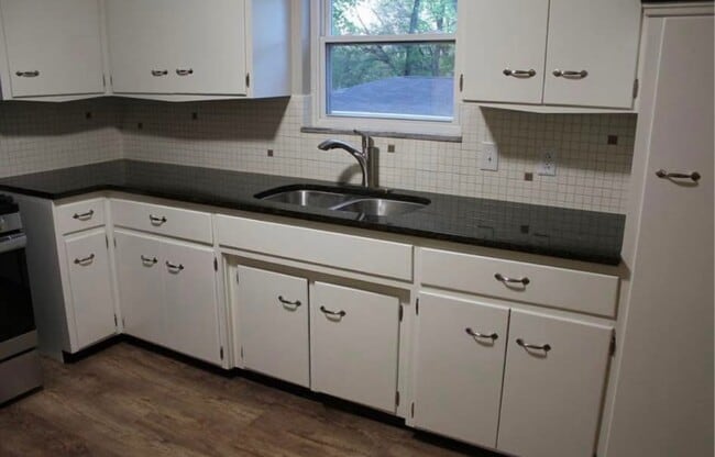 3927 Kent Rd in Stow, OH - Building Photo - Building Photo