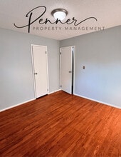 18406 Shoshone Dr in Independence, MO - Building Photo - Building Photo
