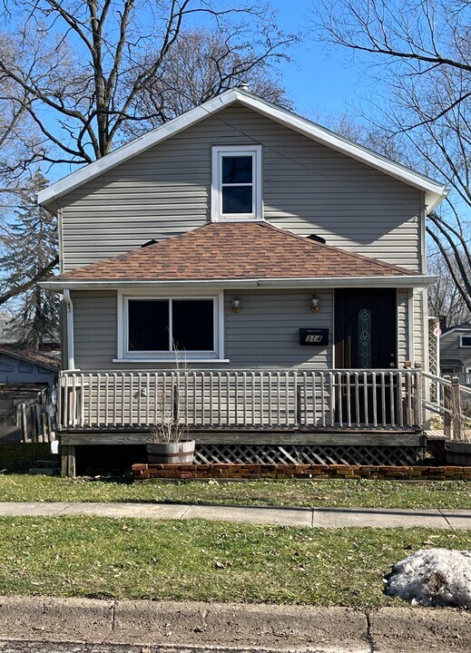314 Short St in Buchanan, MI - Building Photo