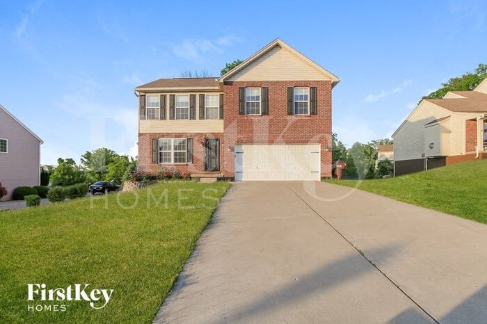 10319 McCauley Dr in Independence, KY - Building Photo