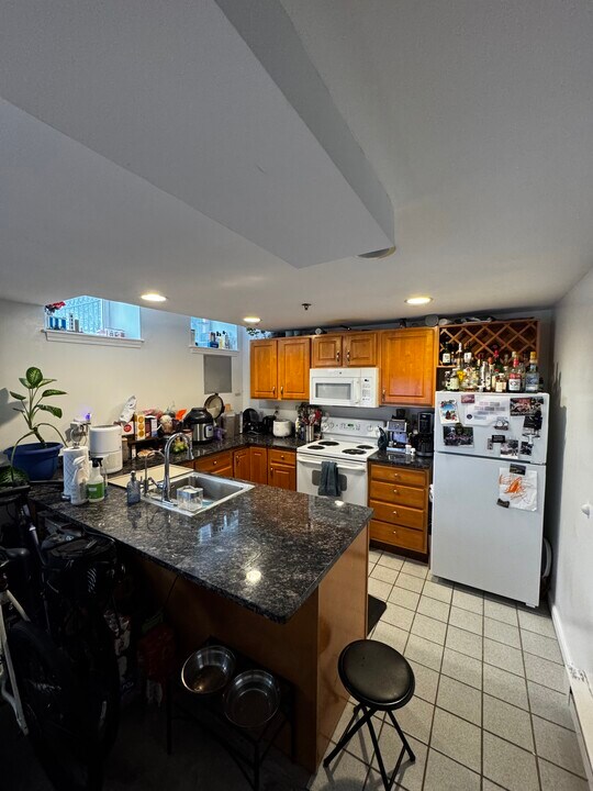 36 Peterborough St in Boston, MA - Building Photo