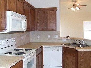 422 Blake Ln in Midlothian, TX - Building Photo - Building Photo