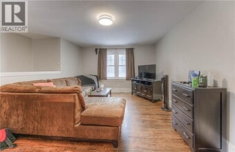 530 St David St N in Fergus, ON - Building Photo - Building Photo