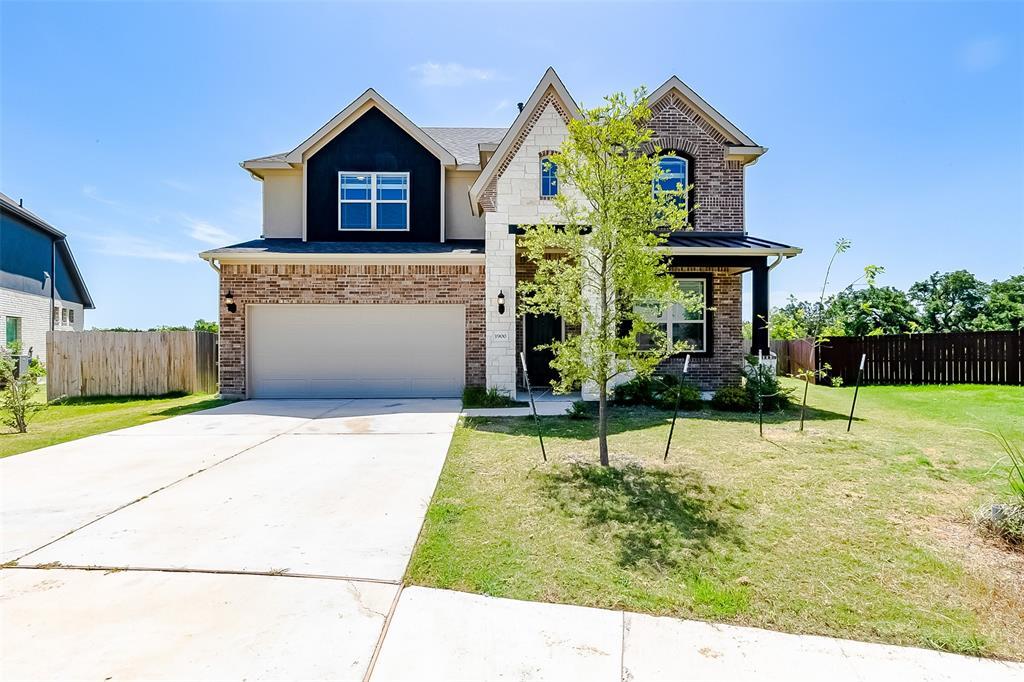1900 Mariann Dr in Leander, TX - Building Photo