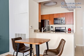 2400 M St NW-Unit -FL8-ID26 in Washington, DC - Foto de edificio - Building Photo