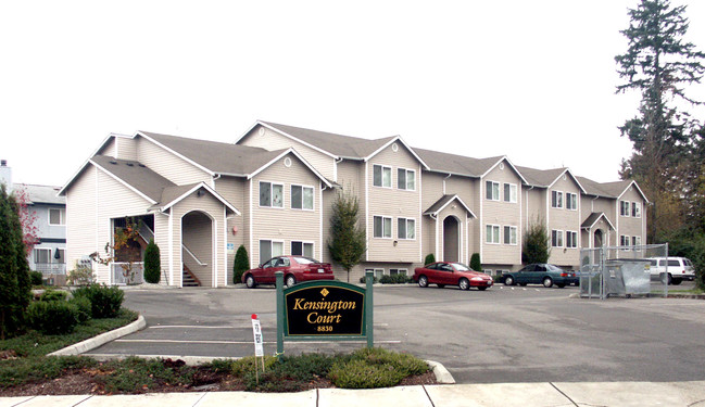 Kensington Court in Everett, WA - Building Photo - Building Photo