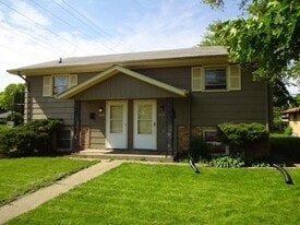 2433 Jonathan Ave in Rockford, IL - Building Photo