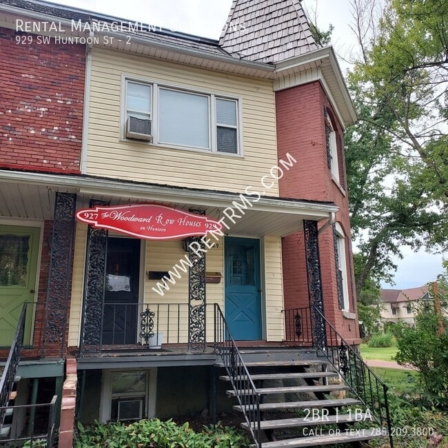 property at 929 SW Huntoon St