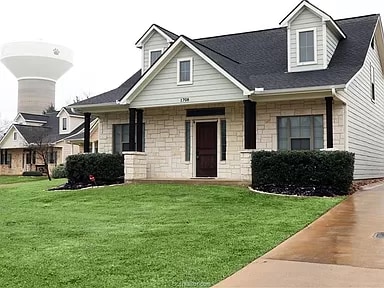 1708 Boardwalk Ct in College Station, TX - Foto de edificio - Building Photo