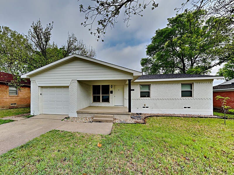 2307 Cardinal Ln in Garland, TX - Foto de edificio