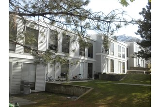 Wasatch Apartments in Ogden, UT - Foto de edificio - Building Photo