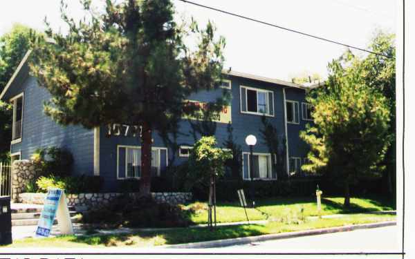 Sterling Place in Riverside, CA - Building Photo - Building Photo