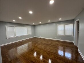 8232 Keating Ave in Skokie, IL - Building Photo - Building Photo