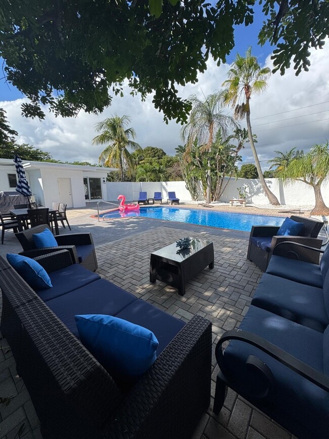 property at 1900 NE 2nd St