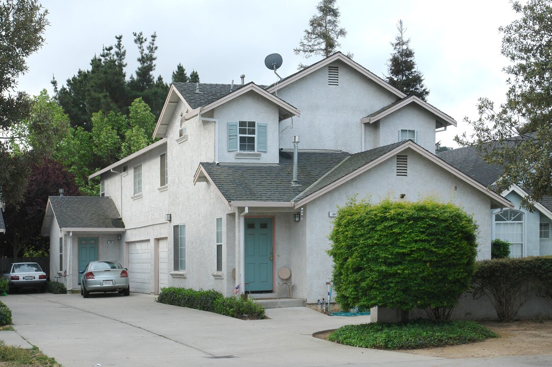 64-66 Keystone Ave in Morgan Hill, CA - Foto de edificio